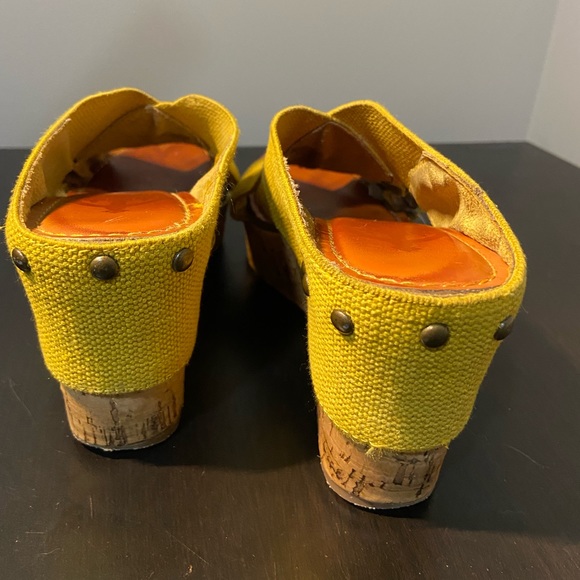 comfortable sandals for summer - Picture 2 of 6